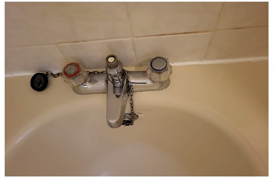 Bath taps & sealant after deep cleaning